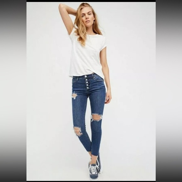 Free People Reagan Distressed Crop High-Rise Skinny Stretch Denim Jeans: 31 - Picture 1 of 11